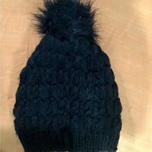 FAUX FUR POM POM BEANIE